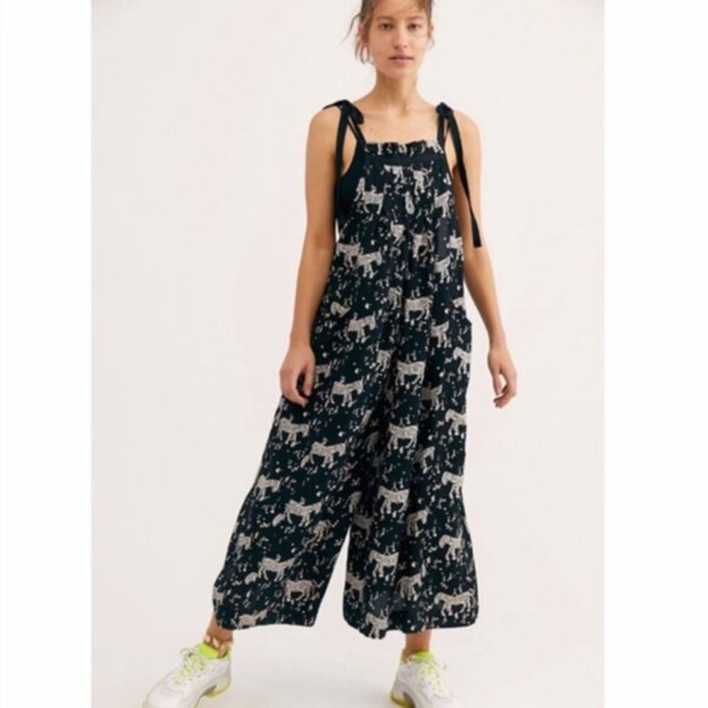 Free People All You Need Zebra Print Wide Leg Jumpsuit Size M/L Black Linen